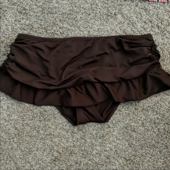 Ocean Avenue tankini top and bottom - Picture 3 of 4